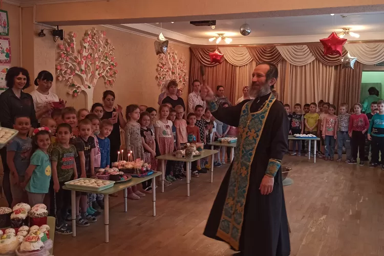 Освещение куличей!