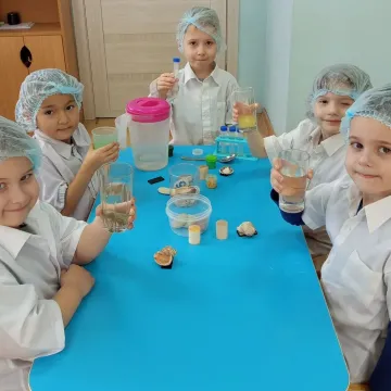 Занятие на тему: "Вода источник жизни".